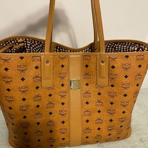 Liz Large Reversible Visetos Shopper Tote Bag